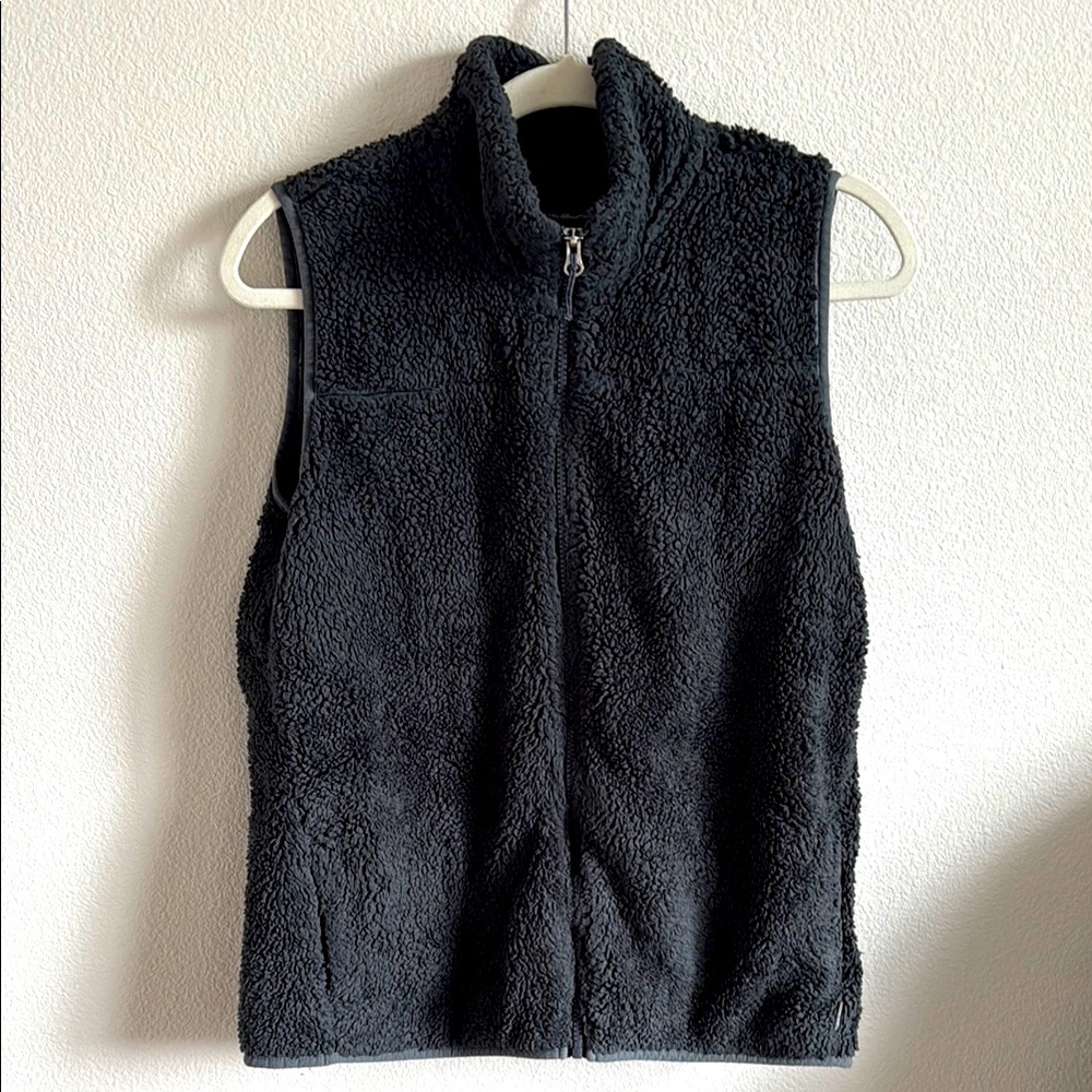 Eddie Bauer Black Sherpa Fleece Vest